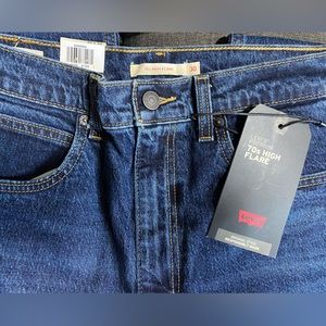 Levi’s premium 70 high flare, size 30*32, ultra high rise, slim hip and thigh
